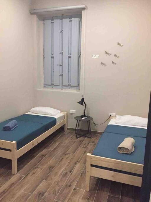 Sliema - 2 Mins From The Beach Apartment Luaran gambar